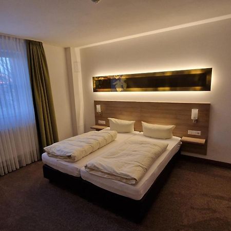Schwarzer Adler - Hotel Garni Ipsheim المظهر الخارجي الصورة