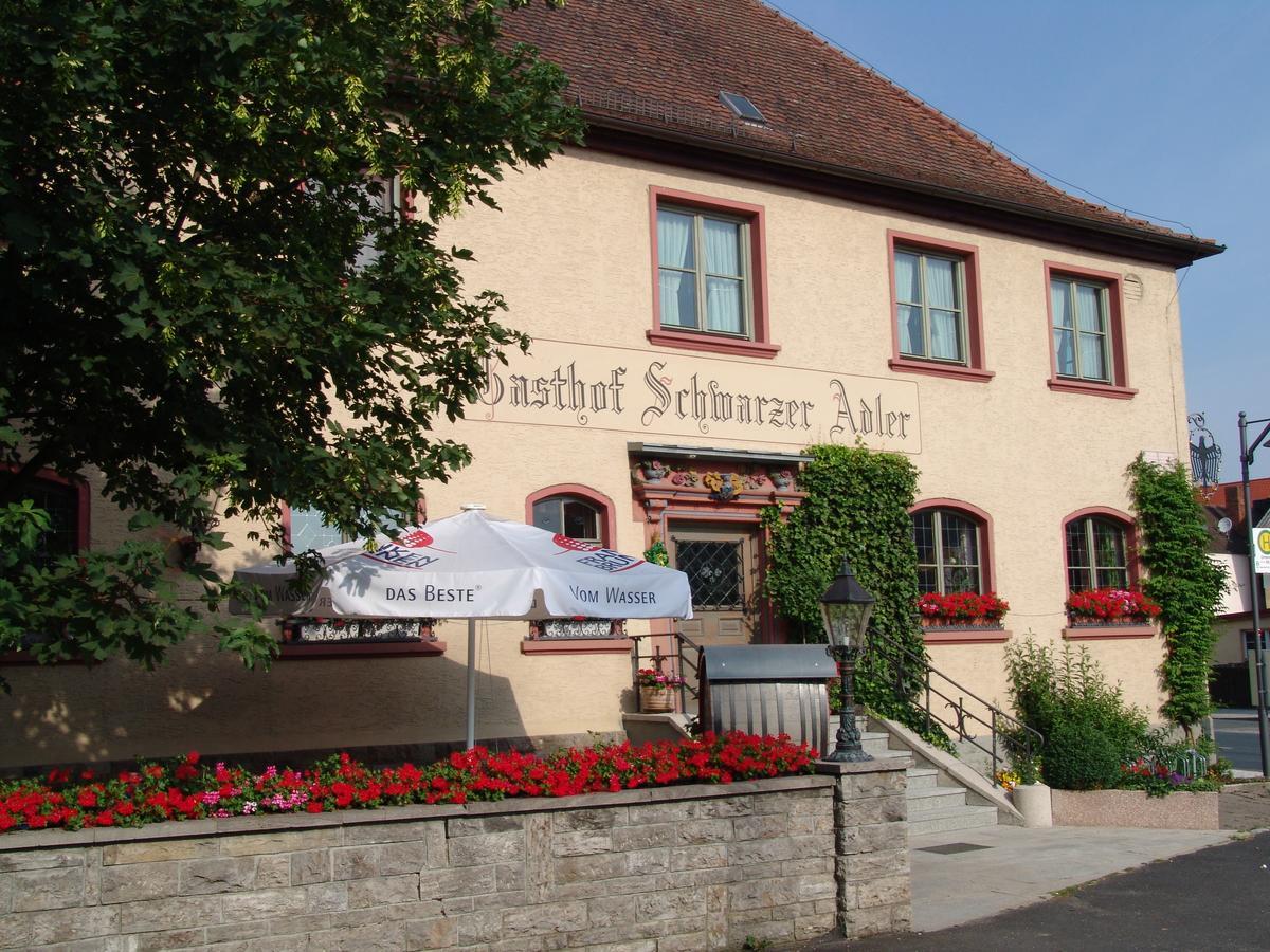 Schwarzer Adler - Hotel Garni Ipsheim المظهر الخارجي الصورة
